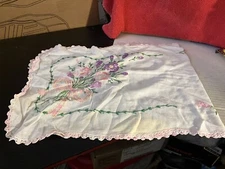 Vintage Hand Embroidered Dresser or Buffet Scarf Horseshoe 15" x 37". DWK