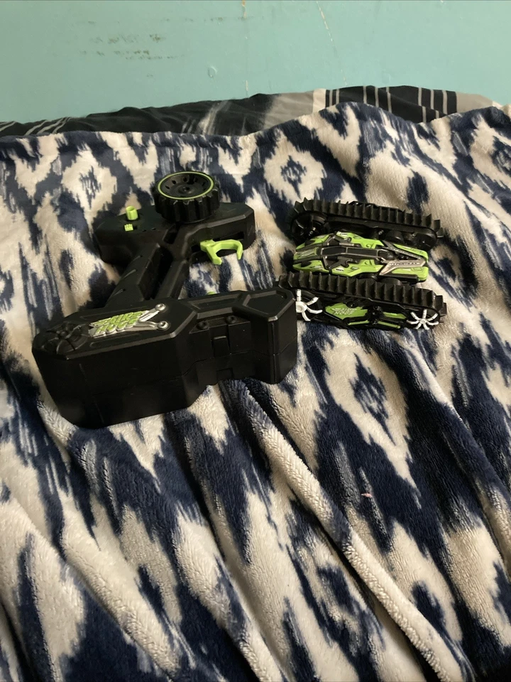 Vehículo todo terreno de alta velocidad Air Hogs Hypertrax rojo negro. ATV. Sin probar  Foto 2 de 3