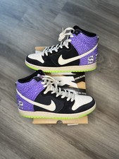 Size 9 - Nike Dunk Prm SB High Send Help 2 12302_02.jpg.jpeg?width=750 main image 2