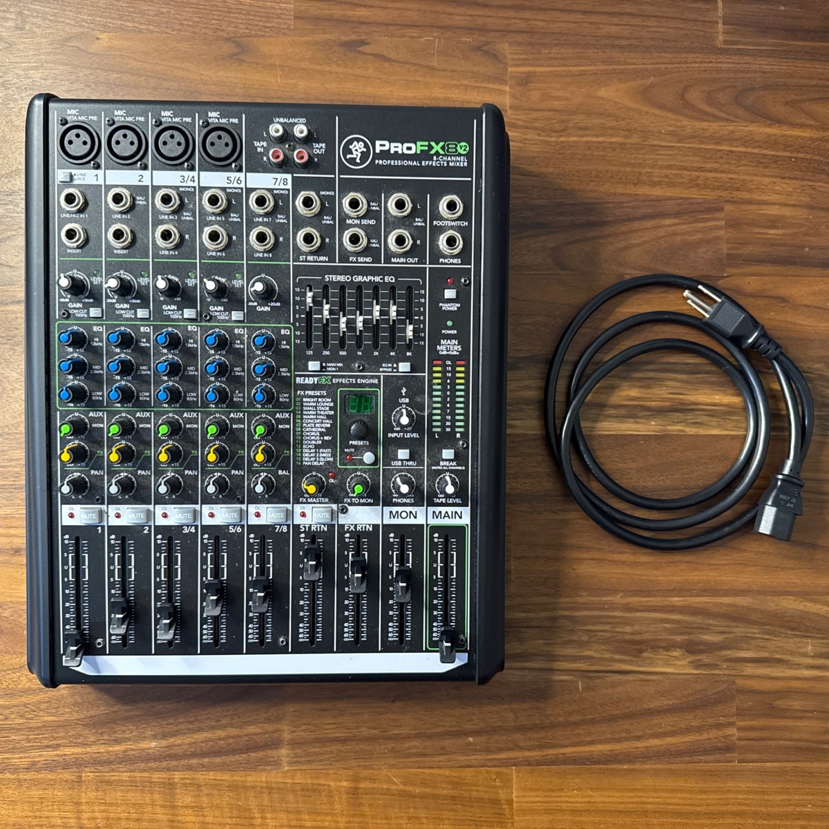 【美品】MACKIE ProFX8v2 プロフェッショナルエフェクト搭載ミキサー Amazon | MACKIE マッキー プロフェッショナルエフェクト搭載