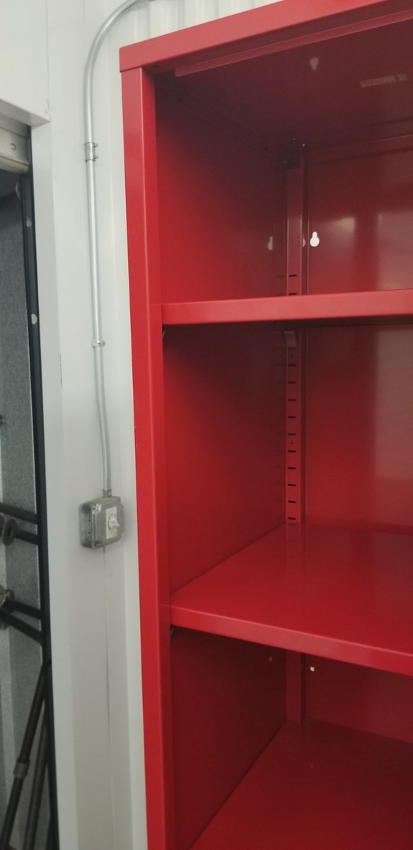 VINTAGE 1999 IKEA PS DISCONTINUED METAL STORAGE -GYM LOCKER RED