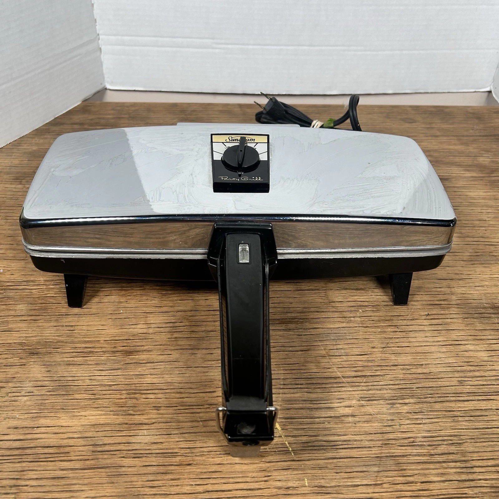 Vintage Sunbeam Party Grill Chrome Sandwich Maker Press Model 870 Electric
Opens in a new window or