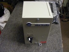 Allen Bradley Type 1 Enclosed Motor Starter Cat No. 109-C12ADE1D-3E Ser B 3PH.