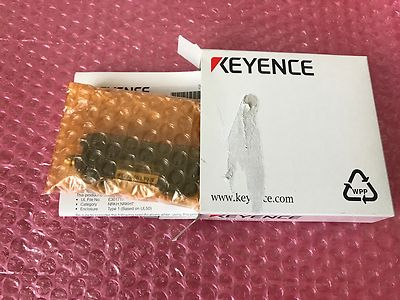 Keyence FS-V34CP, Lichtleiter-Messverstärker, Faseroptisch Neu OVP
