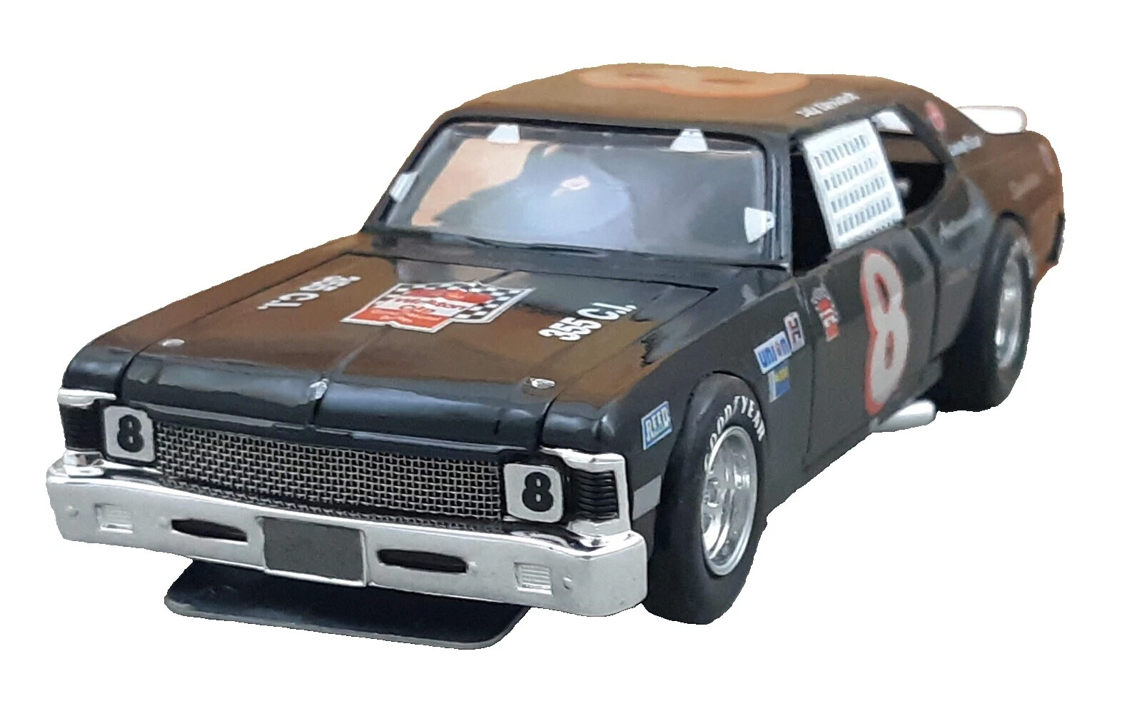 Maisto 1:24 Diecast Sport & Touring Cars