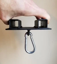 Juggernaut Fitness Double Pinch Grip Implement, Finger and Hand Strength, Hub