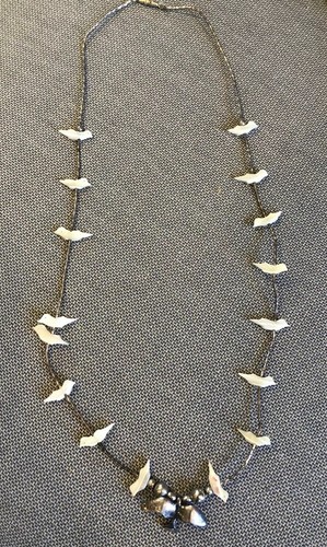 Carved Shell Birds Fetish Necklace 