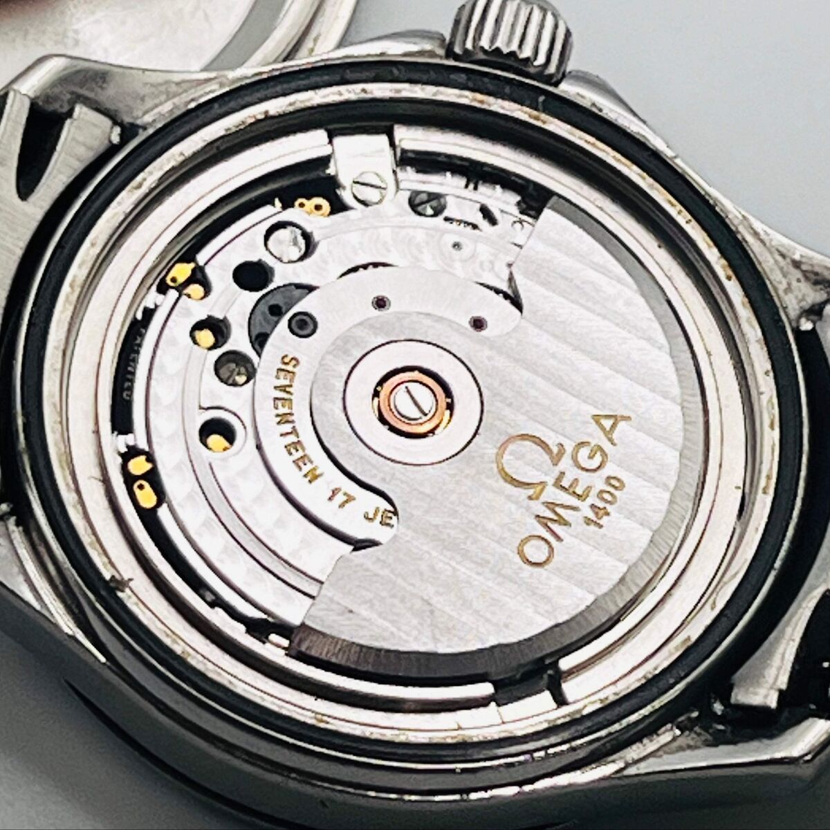 OMEGA Seamaster Quartz 200M 666ft Belt dirty Black Dial 36.1 OMEGA Seamaster Quartz 200M 666ft Belt dirty Black Dial 36.1
