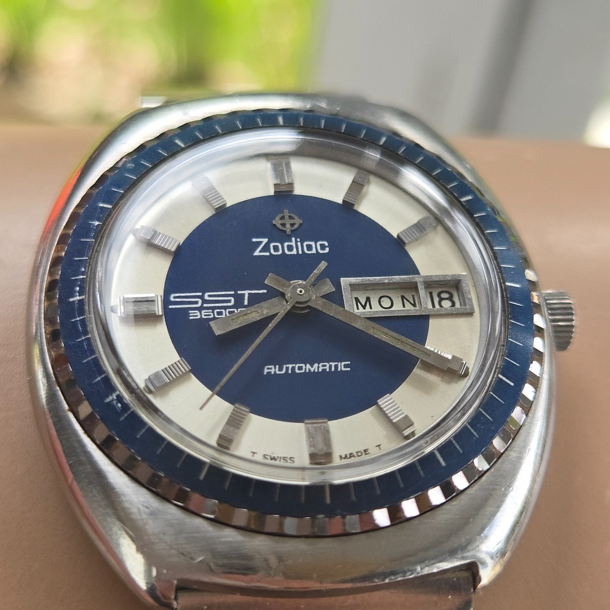 Vintage ZODIAC SST 36000 men's automatic watch day/date Two-tone