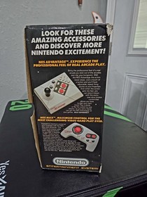 Nintendo NES Action Set Console Zapper Light Gun Duck Hunt Mario Controllers