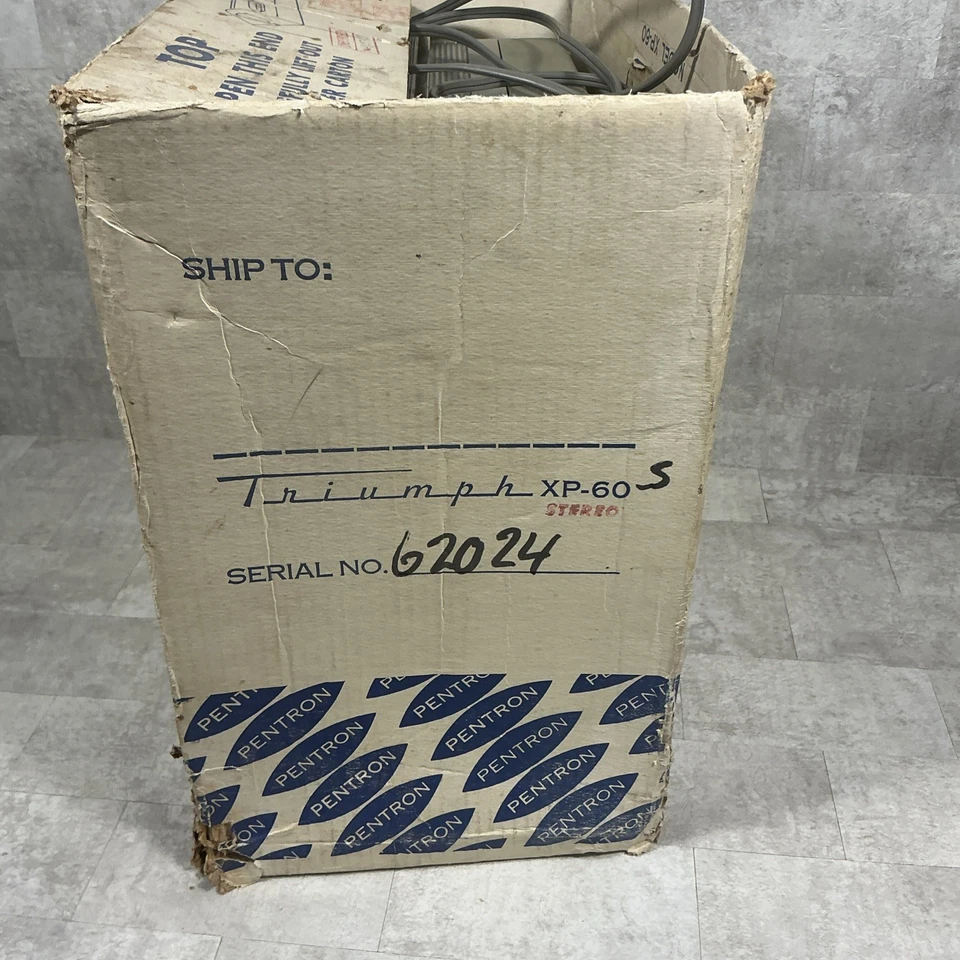 Grabadora de cinta de carrete a carrete Pentron Triumph modelo XP-60 de colección con caja trabajo manual Foto 2 de 4