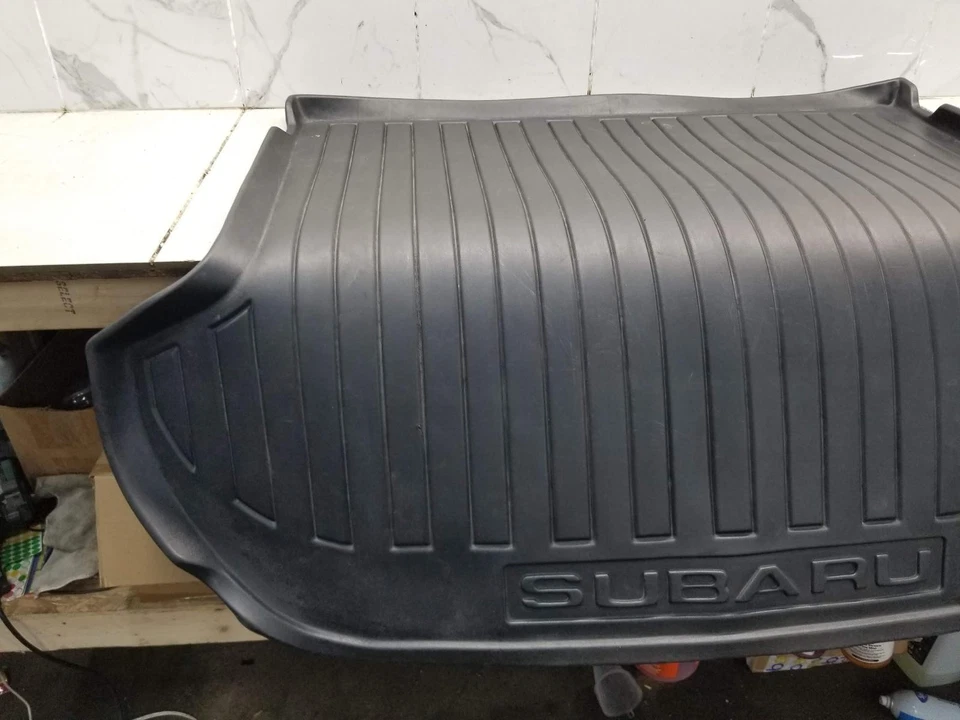 Alfombrilla de goma para maletero Subaru Legacy Outback 2012 #010249 Foto 3 de 4