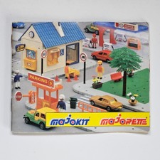 MAJOKIT MAJORETTE Catalogue - 36 Pages - VINTAGE 80s