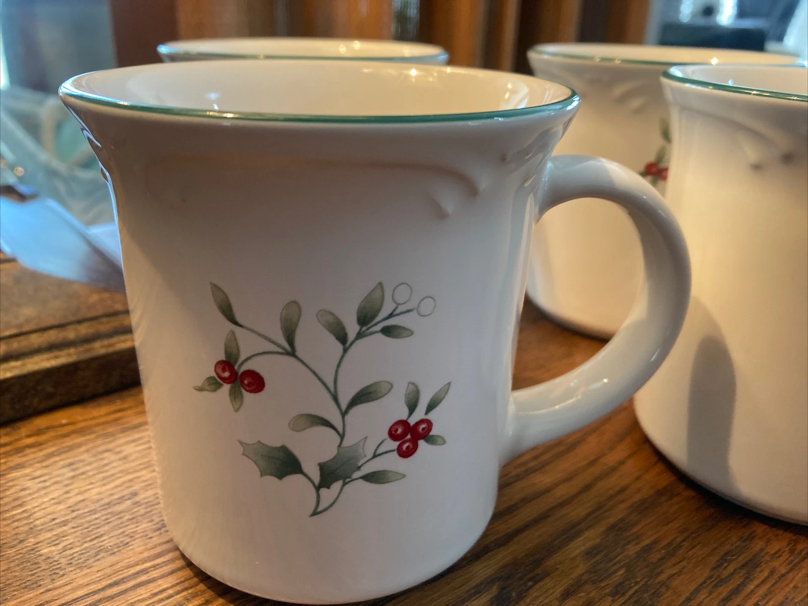 Pfaltzgraff Winterberry Mug