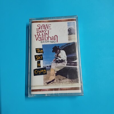 STEVIE RAY VAUGHAN AND DOUBLE TROUBLE ''THE SKY IS CRYING'' MC K7 1991 SONY MUSIC