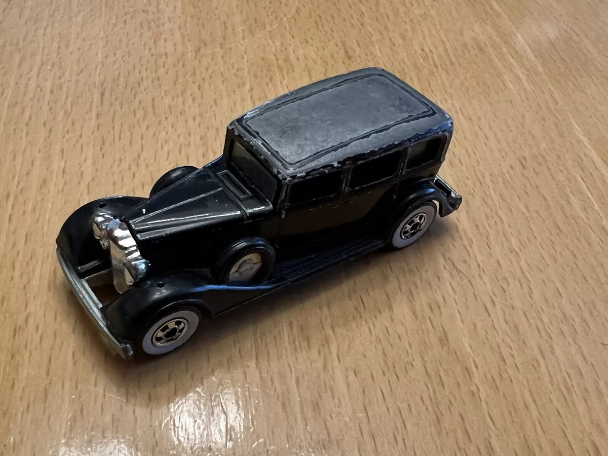 Hot wheels classic packard 1982 cheap