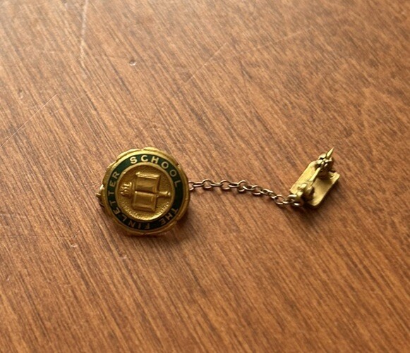 1966 Rolled Gold Graduate Pin ~ The Finletter School ~
