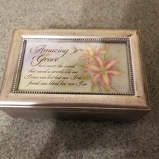 Wooden Musical Box W/Picture Frame Inside Plays Amazing Grace