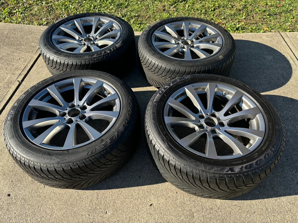 BMW X5M OEM M+S Tires and Rims - Image 4 of 4