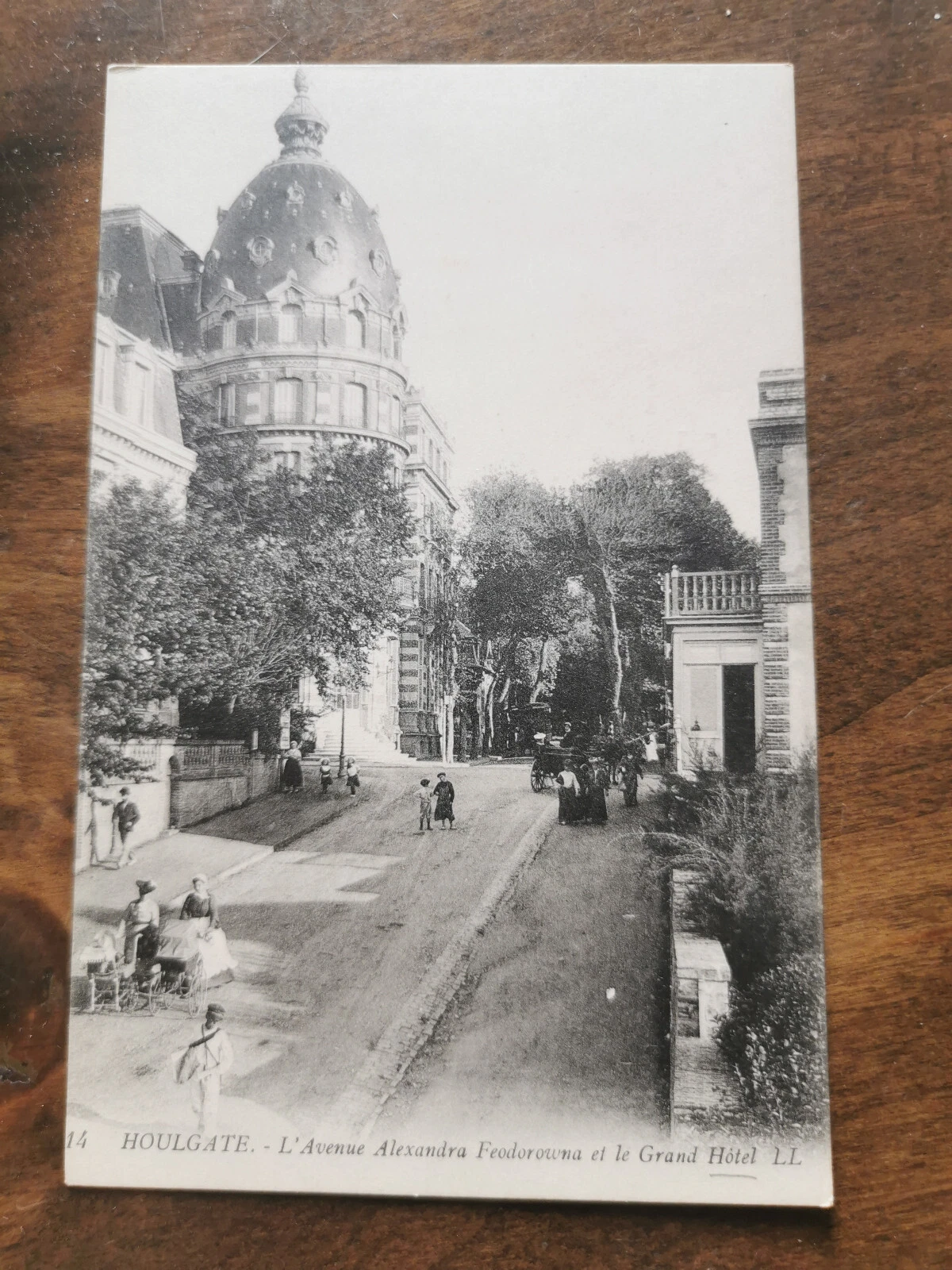 Photo 1/2