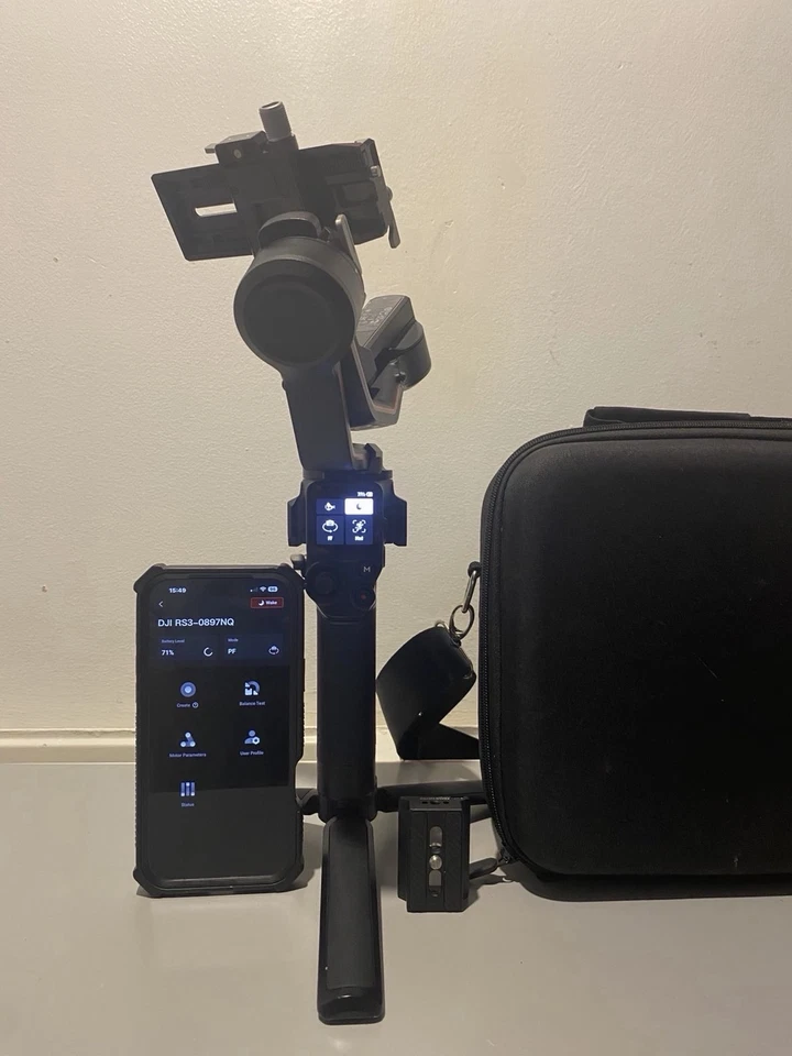 DJI RS 3 Gimbal Stabilizer DSLR and Mirrorless Camera Canon/Sony/Panasonic/Nikon - Image 4 of 4