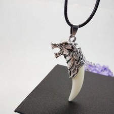Collana uomo ciondolo dente di Lupo Leone tribale bianco argento collare caccia 