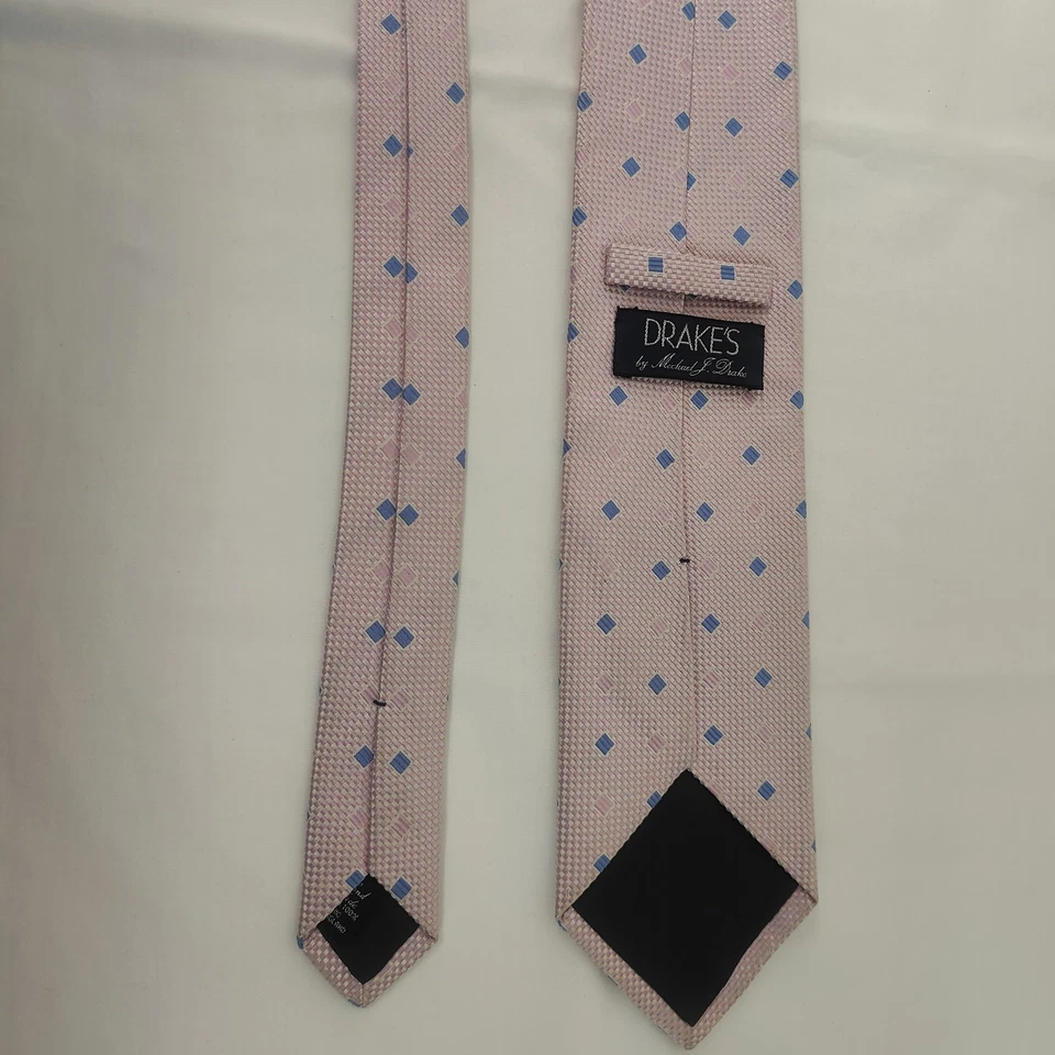Gravata de seda Michael J Drakes rosa azul padrão geométrico quadrado Japão 3,5" (LEIA) - Imagem 3 de 4