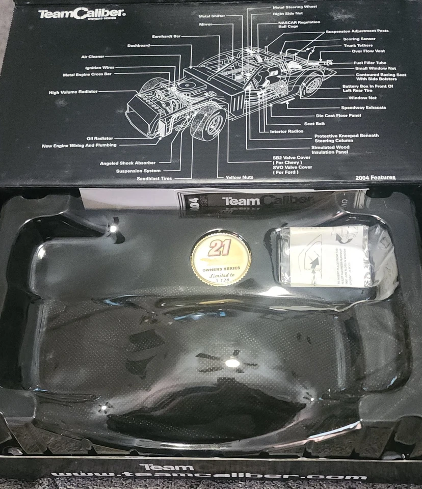 Nascar 1:24 Ricky Rudd #21 Wonder Woman Motorcraft Ford Taurus 2004 New In Box! - Image 2 of 4