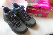 Skechers Go Walk Outdoors Women's  Passage Hiking Boot - Size 8.5  - Gray/Purple