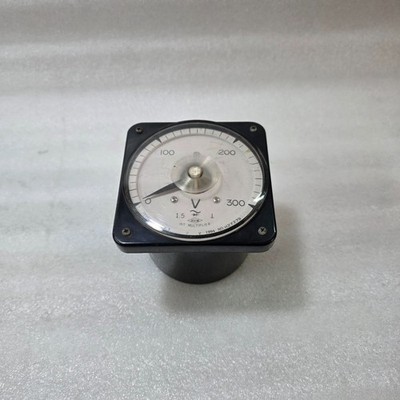 KYONGBO ELECTRIC WA-V2 ANALOG VOLTMETER 0-300V AC PANEL METER | CLASS 1.5 |