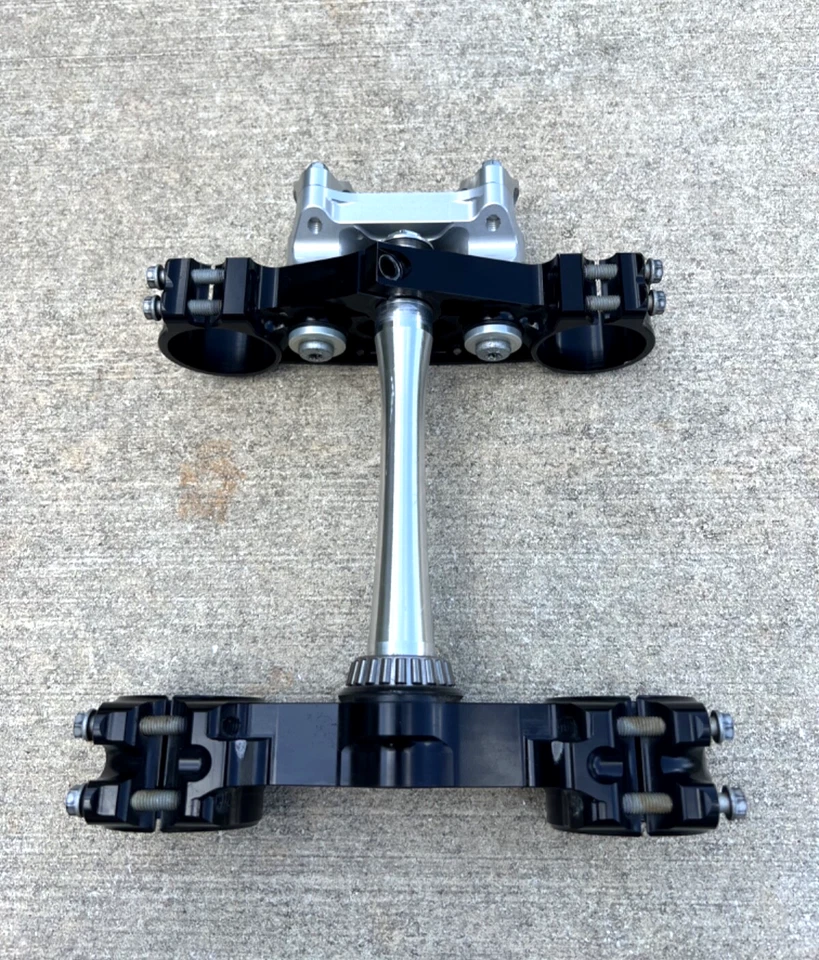 KTM SXF 350 2024 OEM Triple Clamps OEM Bar Mounts FC 250 450 SX-F SXF350 SXF250 - Image 4 of 4