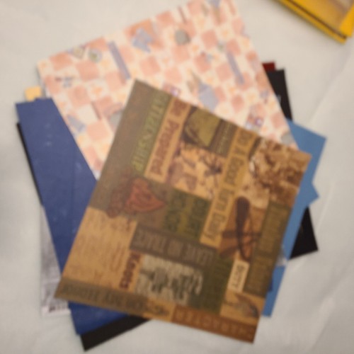 Cub Scouts 12 X 12 Scrapbook Gold Blue w/ Clear Page Protectors and Extra Paper - Picture 14 of 16