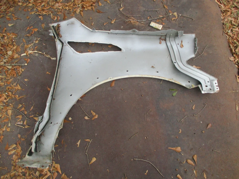 2011 2012 2013 2014 2015 2016 2017 Infiniti QX56 QX80 GUARDABARROS DELANTERO IZQUIERDO OEM Foto 4 de 4