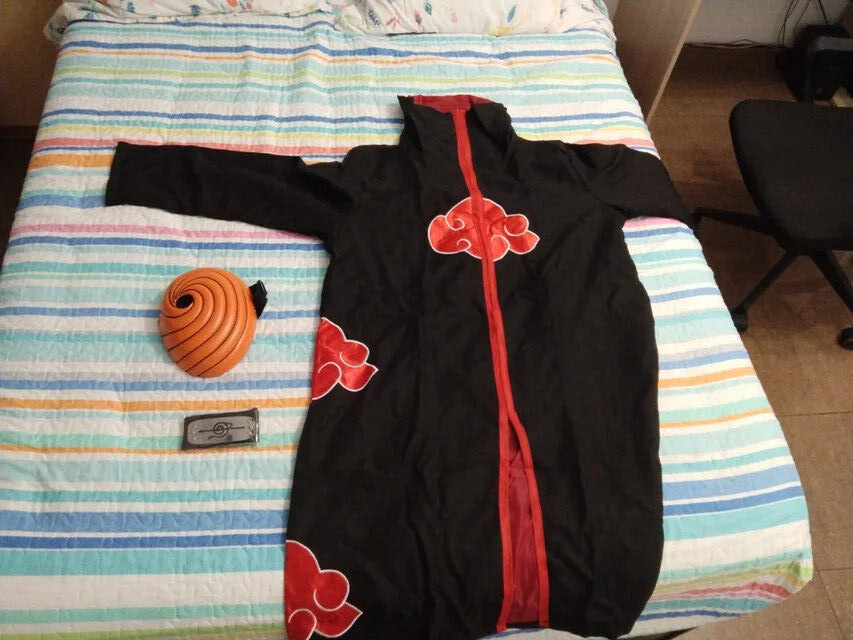 Disfraz completo de Akatsuki de la serie Naruto