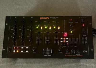 Gemini KM-707 Preamp Mic DJ Mixer Multi Function Digital Processor