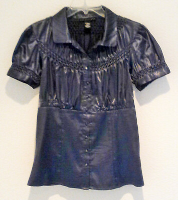 Women's Apostrophe Button Front Blouse, Short Sleeve, Fitted, Gray, Small