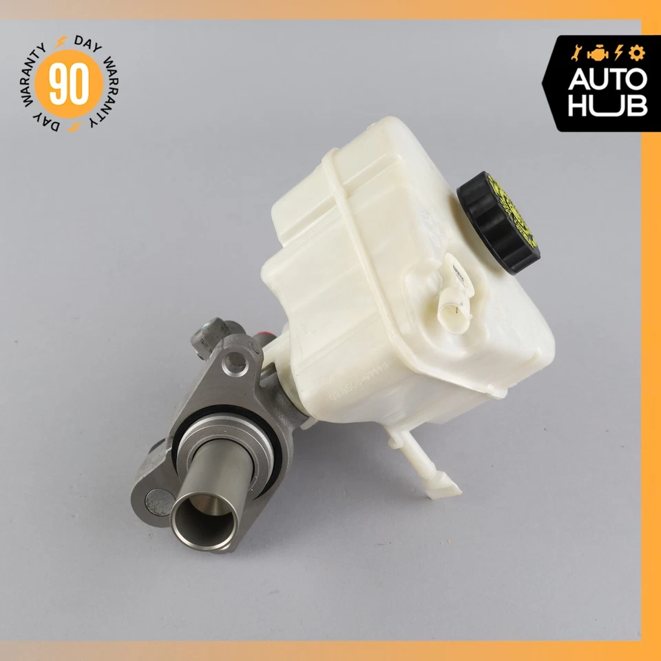 Cilindro maestro de freno 14-17 Mercedes W222 S600 S63 con depósito 2224300002 OEM Foto 3 de 4