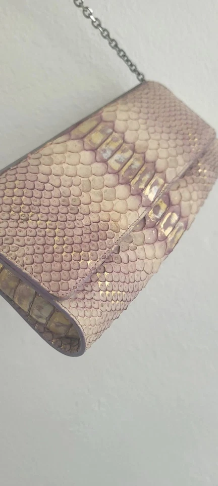 Embreagem Phyton iridescente Barbara Bui com corrente. Usado. Feito na Itália  - Imagem 2 de 4