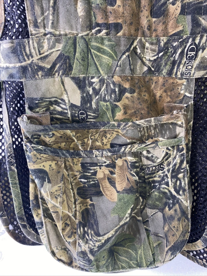 Cabela's Hunting Fishing Vest Mens XL Camo Seclusion Mesh Tactical Game Pouch - Image 3 of 4