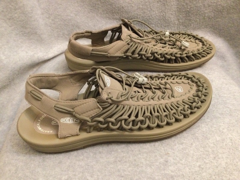 Men’s Keen Uneek 2 Cord Bungee, Water Resistant Hiking Sandals. Size 12. EUC!