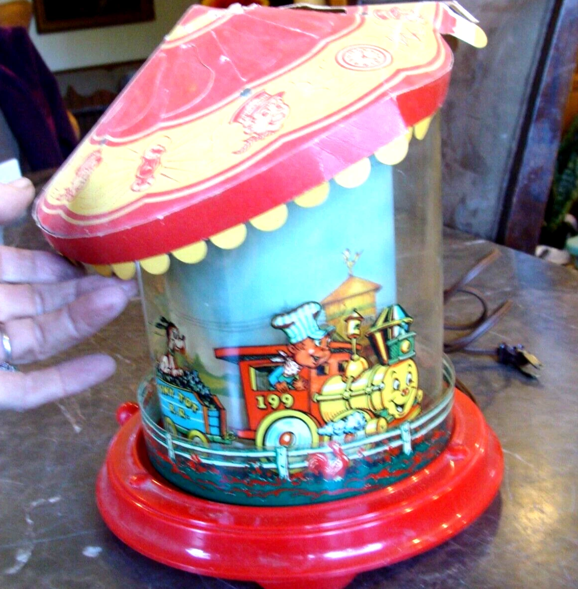 RARE 1950 s Econolite Motion Lamp Tiny Tot Totville Railroad Train AS IS ROOF