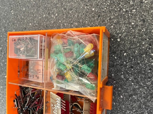Vintage Electronic Components Lot - Germanium & Silicon Diodes, LEDs, Assorted - Picture 6 of 7