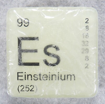 PERIODIC TABLE ELEMENT ''Es'' EINSTEINIUM NOVELTY GLOW HAND SOAP-4 oz JUST BUBBLY