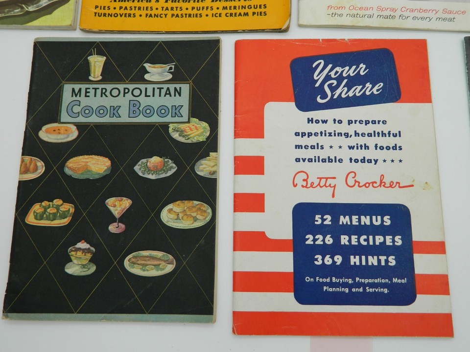 Lot 3 of 10 Old VINTAGE Illustrated Cookbooks Booklets Recipe books eBay