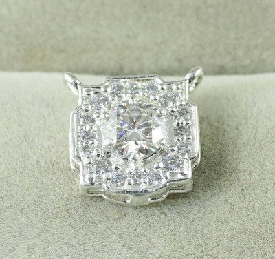 1,29 Karat Weißer Rundschliff Diamant Solitaire Anhänger 925 Sterlingsilber AGI