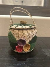 Vintage Hand-woven Straw Basket Bucket Purse Flowers