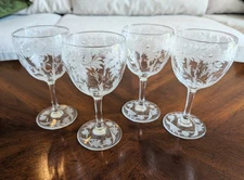 Vintage Crystal Wine Water Glasses Etched Daisy Elegant Floral Goblets Set of 4
