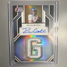 Leaf Pro Set Surname Signatures Autograph Dillon Gabriel Football Card 2025