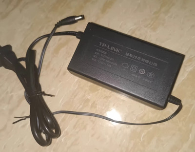 TP-LINK T535160-2X1 53.5V 1.6A 5.5*2.1 Netzteil-Ladegerät