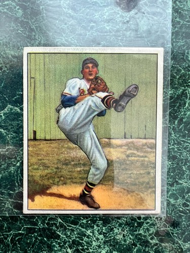 Warren Spahn #19 1950 Bowman card
